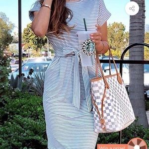 NWOT MoonMandy casual summer dress with pockets!